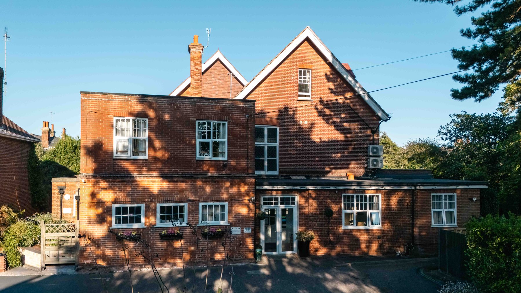 The welcoming entrance of Wraysbury House